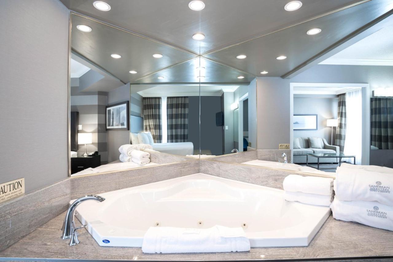 Sandman Signature Mississauga Hotel Luaran gambar
